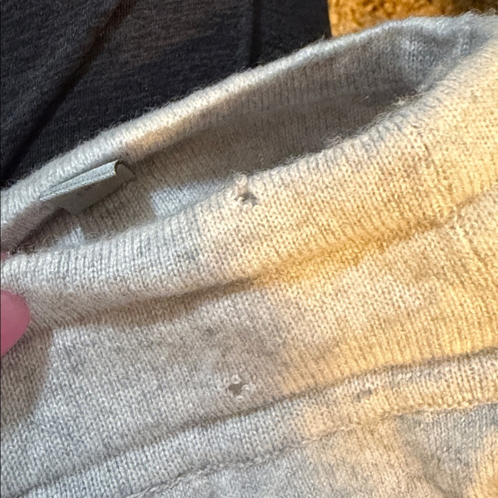 Vince Gray Track Pants - Picture 12 of 12
